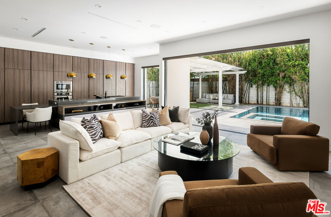 MLS #25569357 image #7