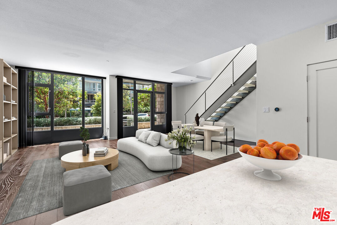 MLS #25569373 image #1