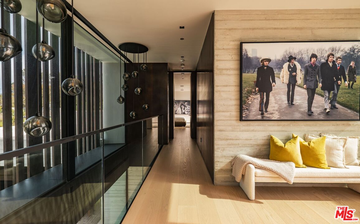 MLS #25569517 image #13