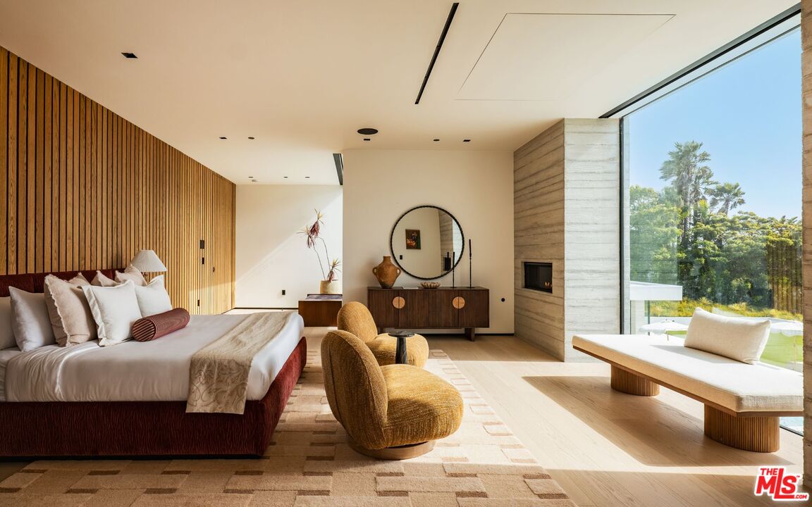 MLS #25569517 image #15