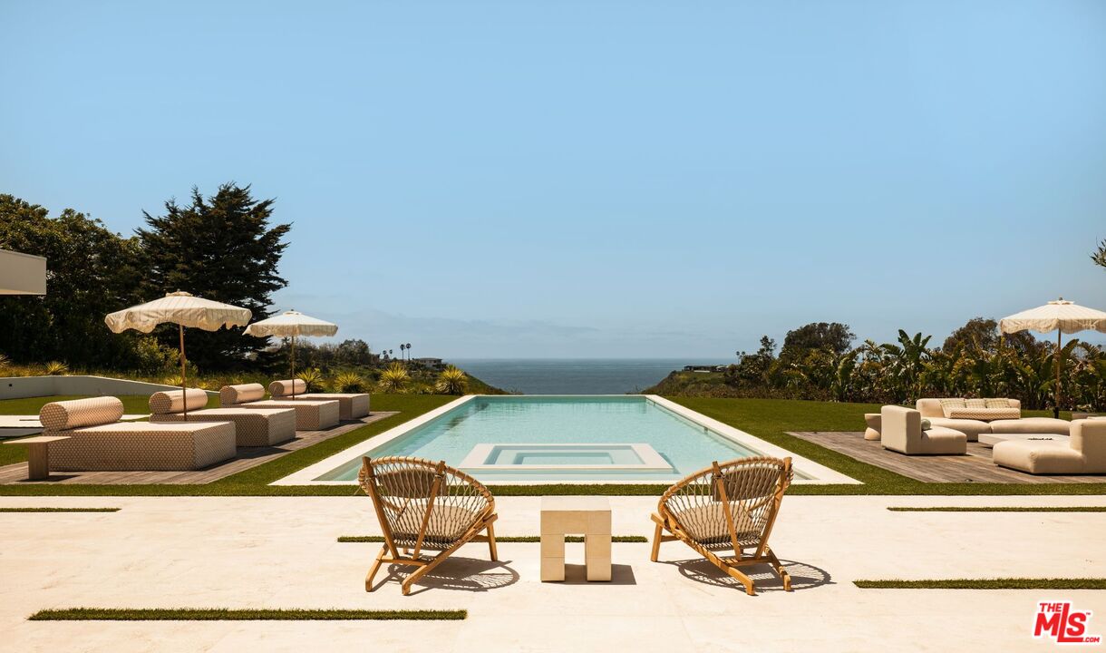 MLS #25569517 image #0