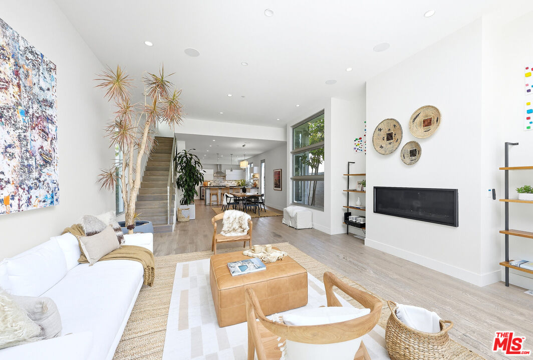 MLS #25569579 image #10