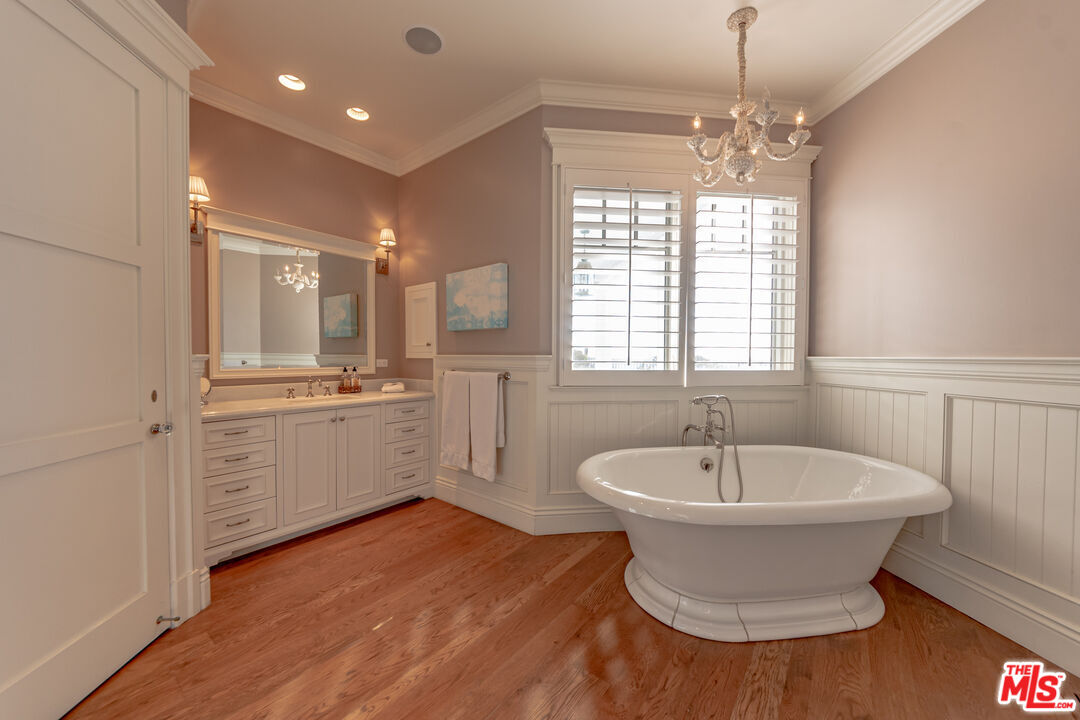 MLS #25569585 image #21