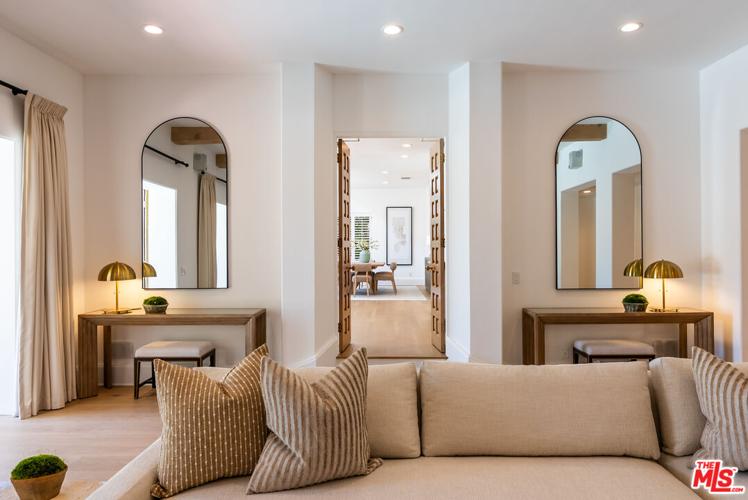 MLS #25569667 image #18