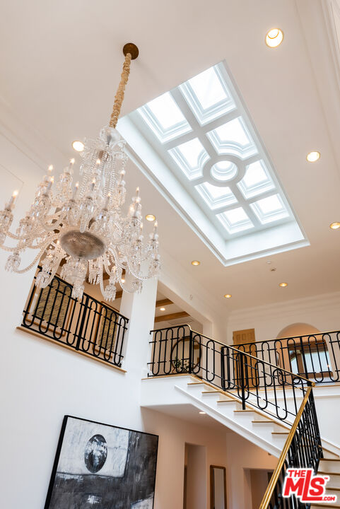 MLS #25569667 image #24