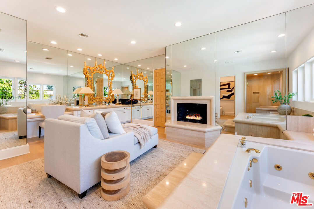 MLS #25569667 image #44