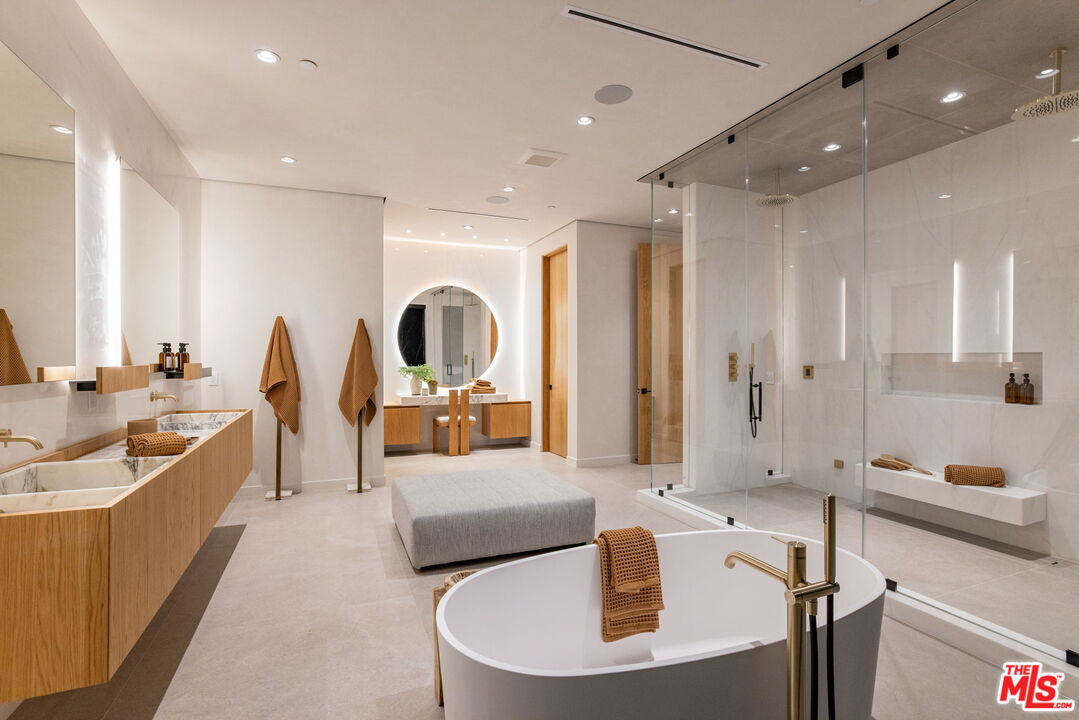 MLS #25569791 image #12