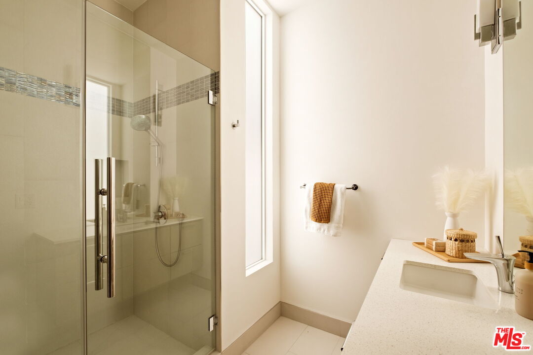 MLS #25569809 image #18