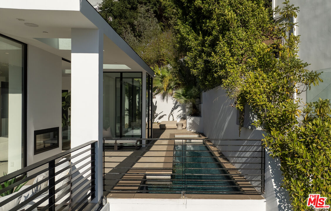 MLS #25569809 image #2