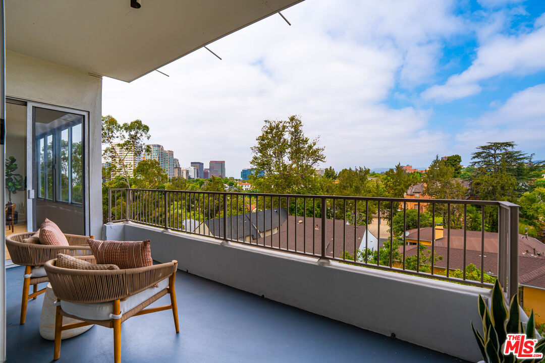 MLS #25570063 image #15