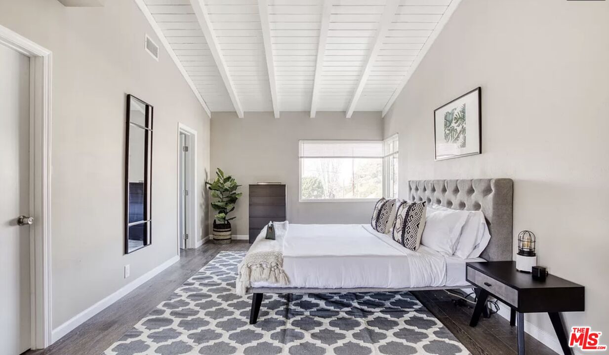 MLS #25570081 image #14