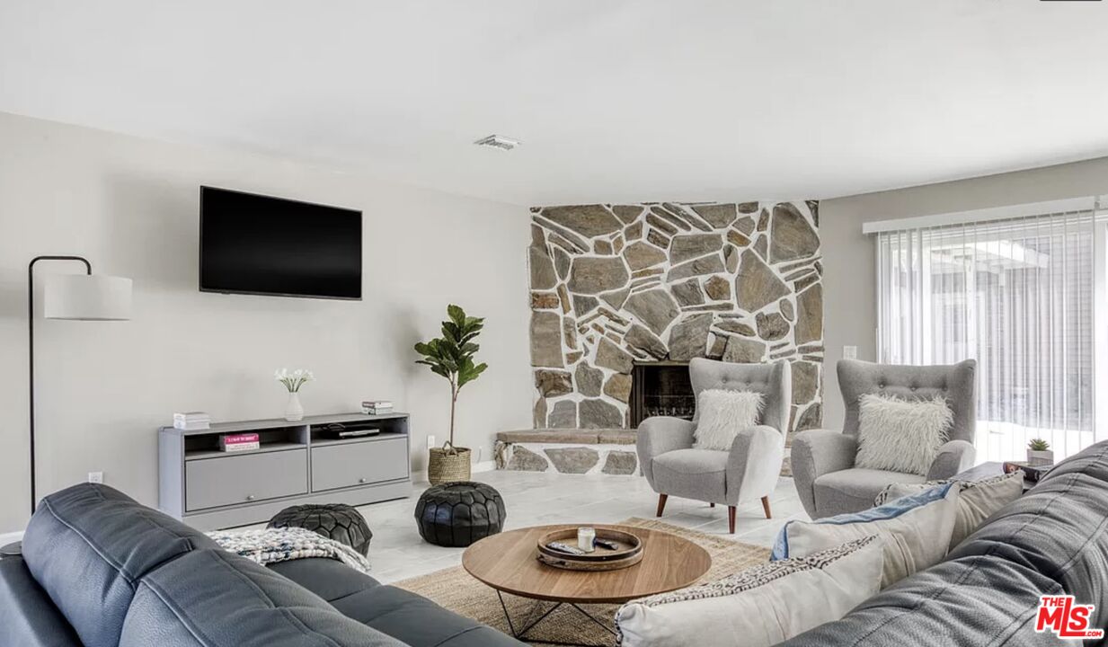 MLS #25570081 image #3