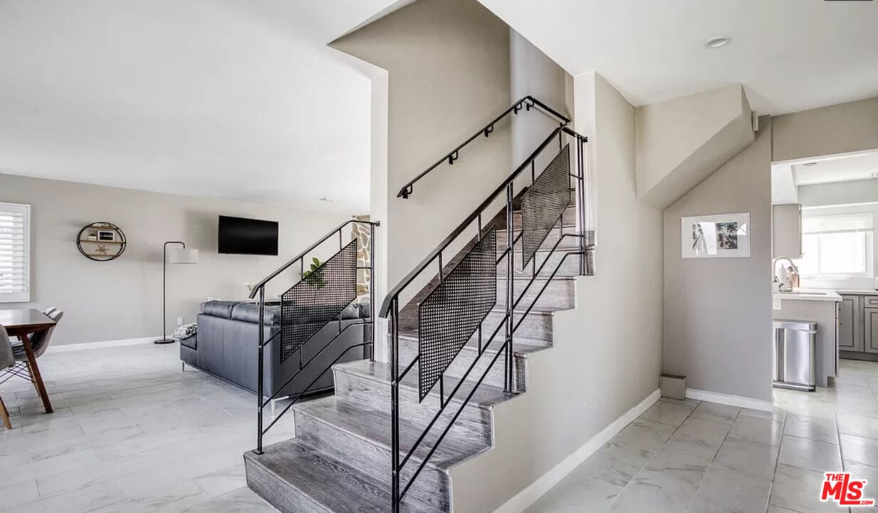 MLS #25570081 image #8