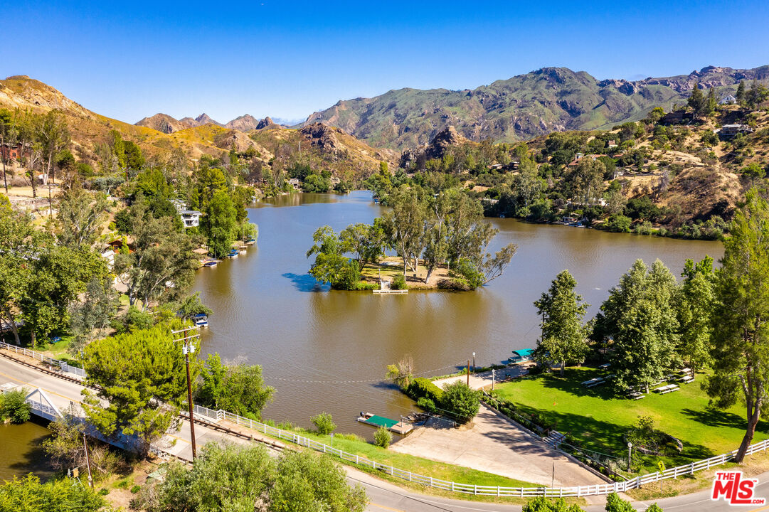 MLS #25570105 image #19