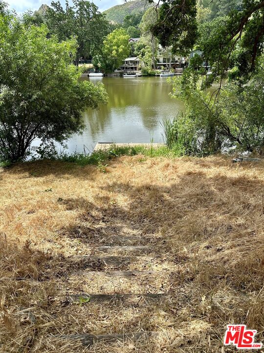 MLS #25570105 image #2