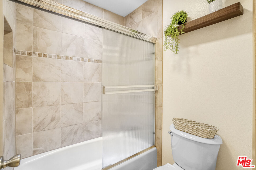 MLS #25570365 image #16