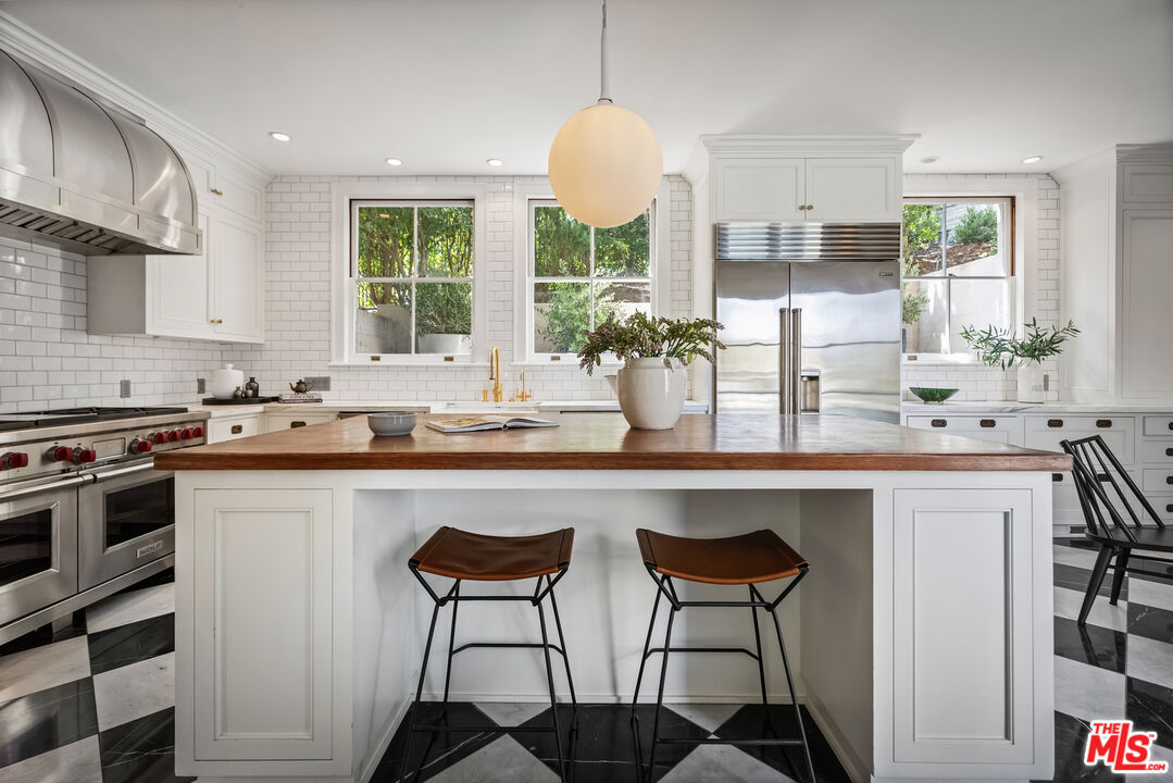 MLS #25570627 image #16