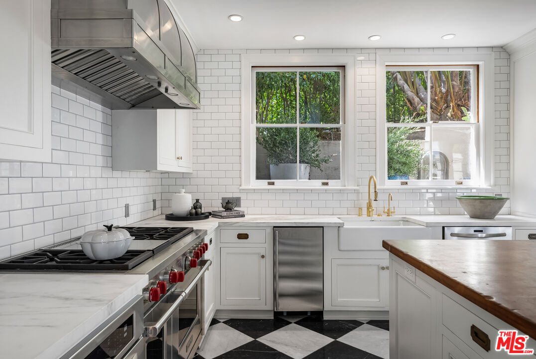 MLS #25570627 image #17