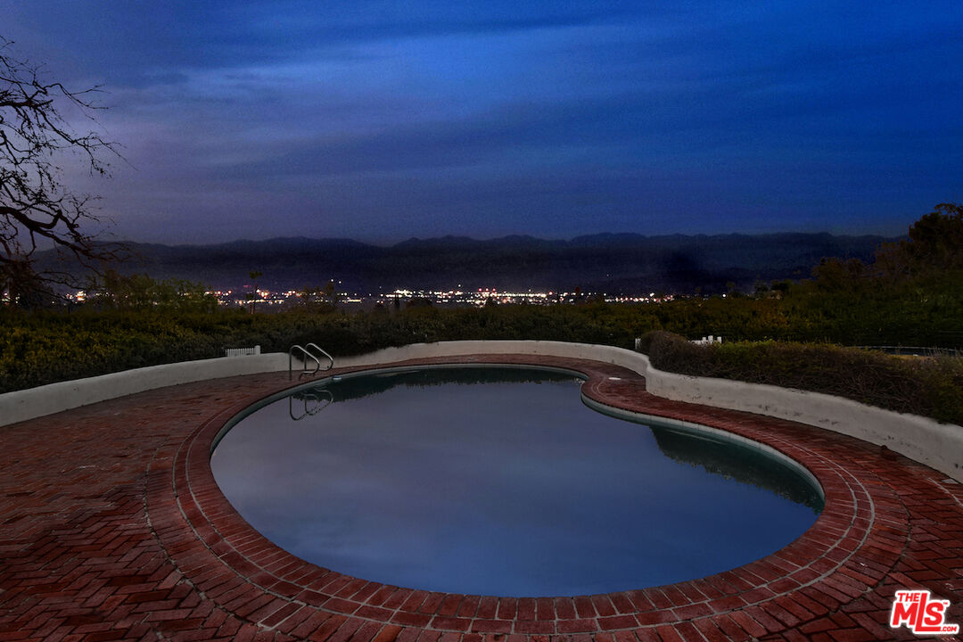 MLS #25570631 image #1