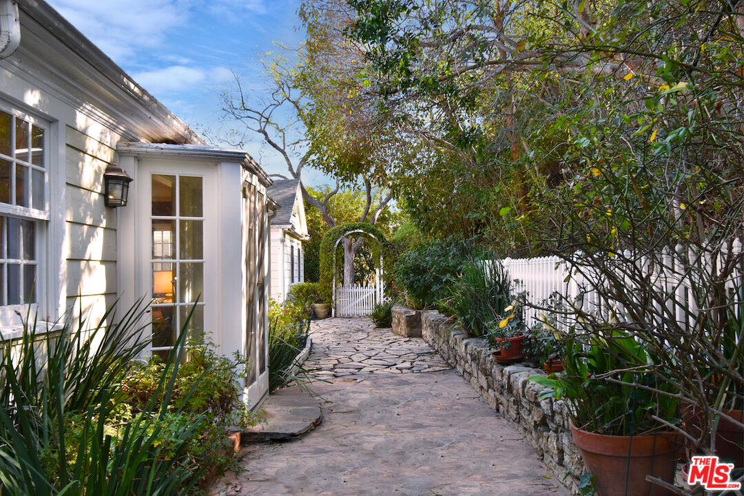 MLS #25570631 image #43