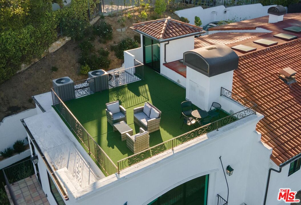 MLS #25570761 image #17