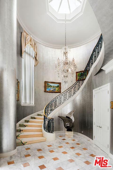 MLS #25570791 image #15