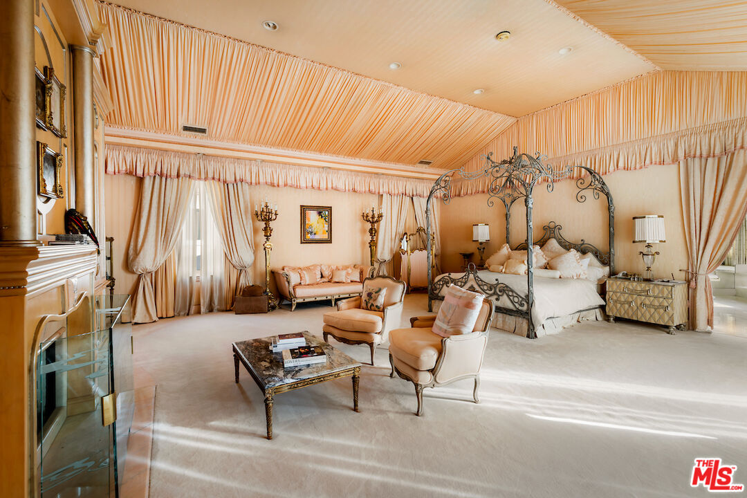 MLS #25570791 image #19