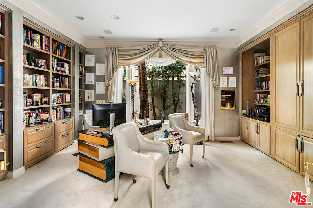 MLS #25570791 image #35