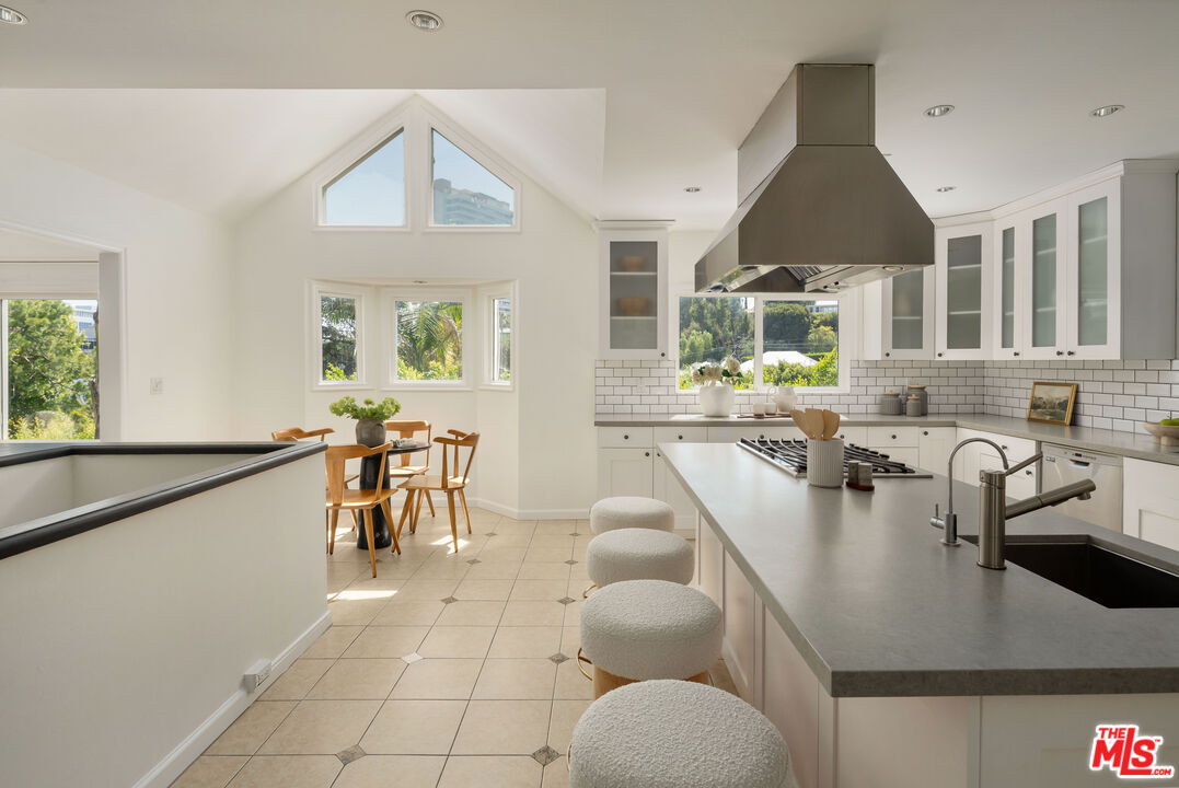 MLS #25570915 image #6