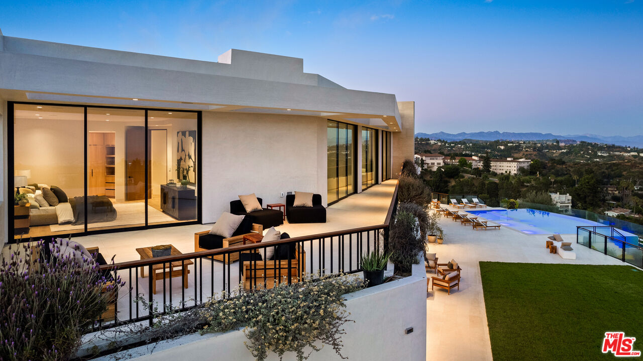 MLS #25570957 image #32