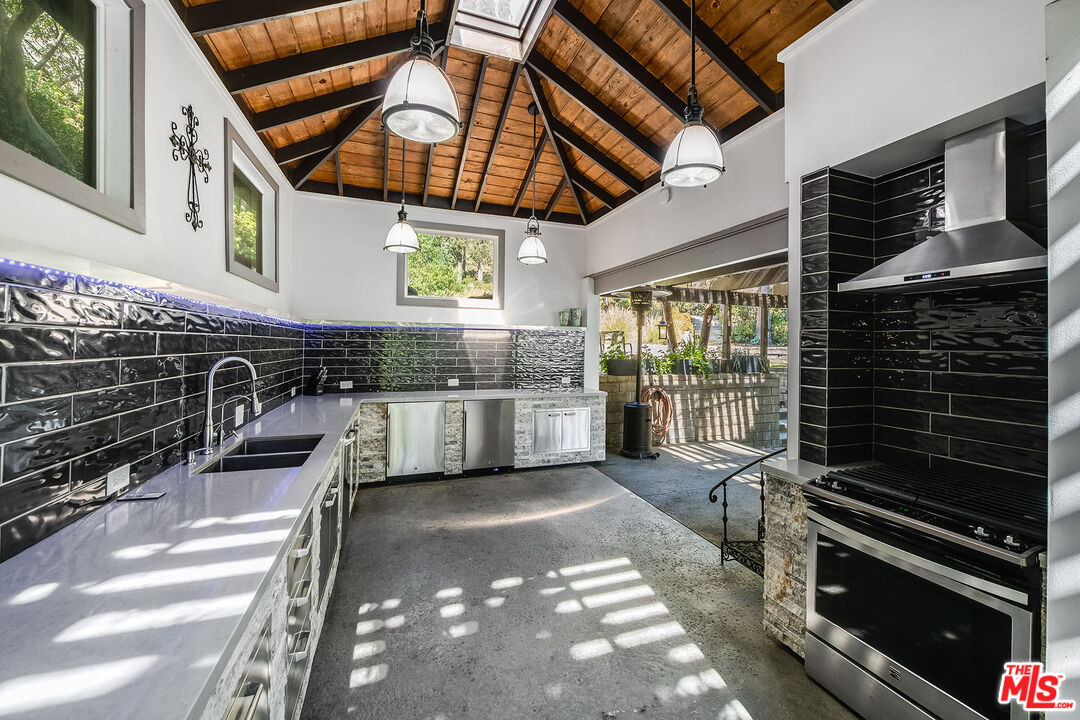 MLS #25570979 image #54