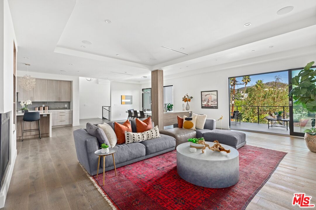 MLS #25571291 image #2