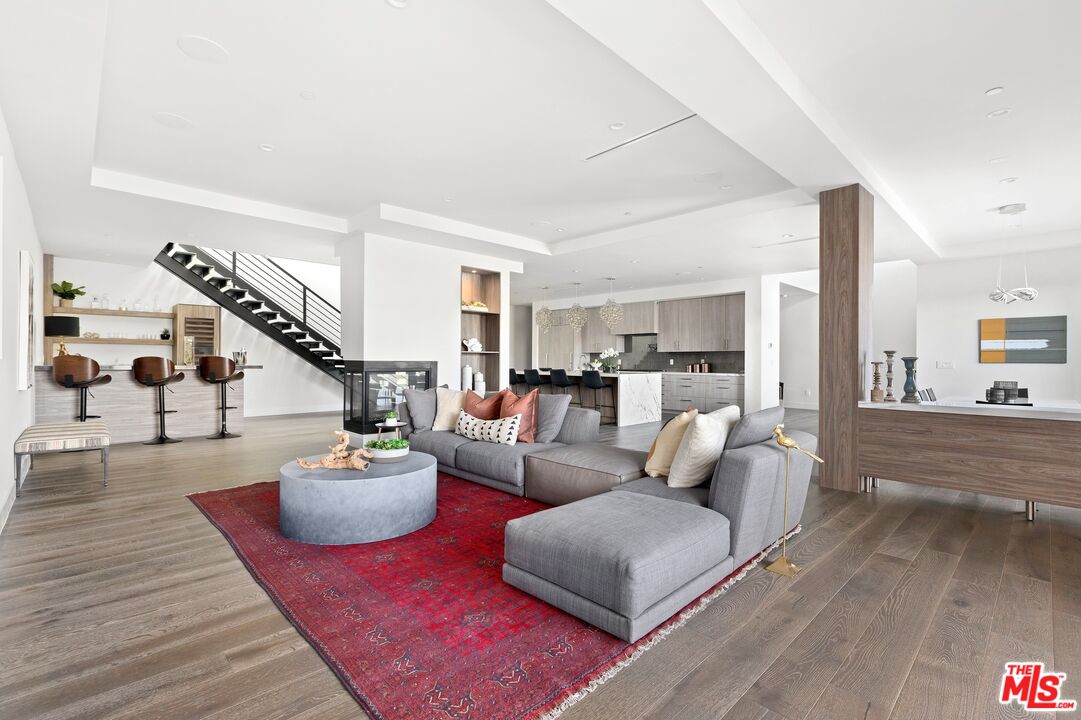 MLS #25571291 image #4