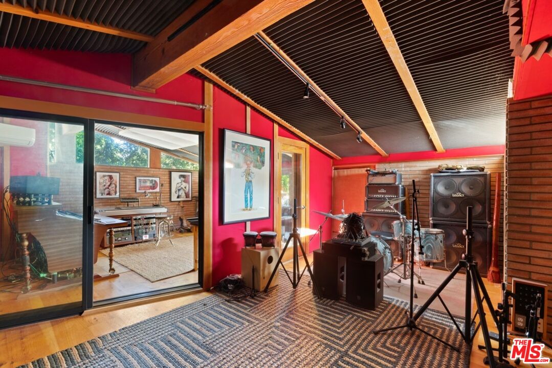 MLS #25571299 image #43