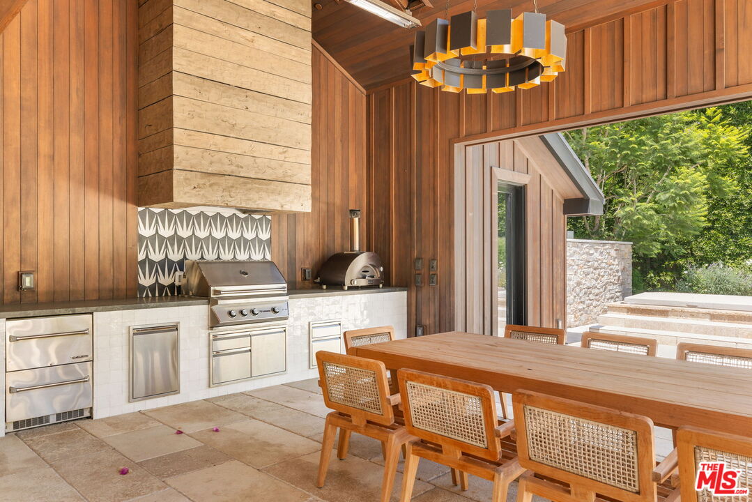 MLS #25571427 image #12