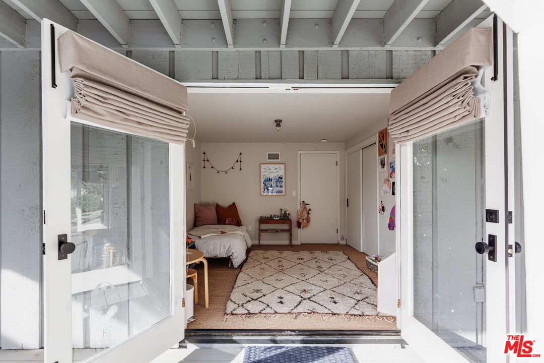 MLS #25571437 image #16