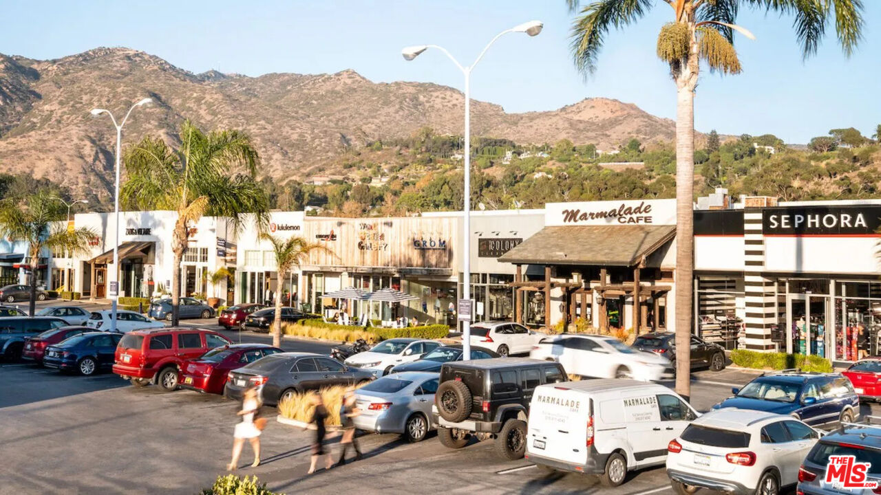 MLS #25571437 image #22