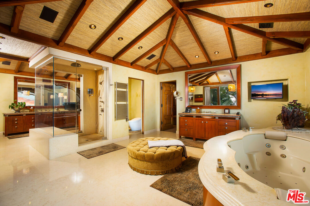 MLS #25571549 image #56