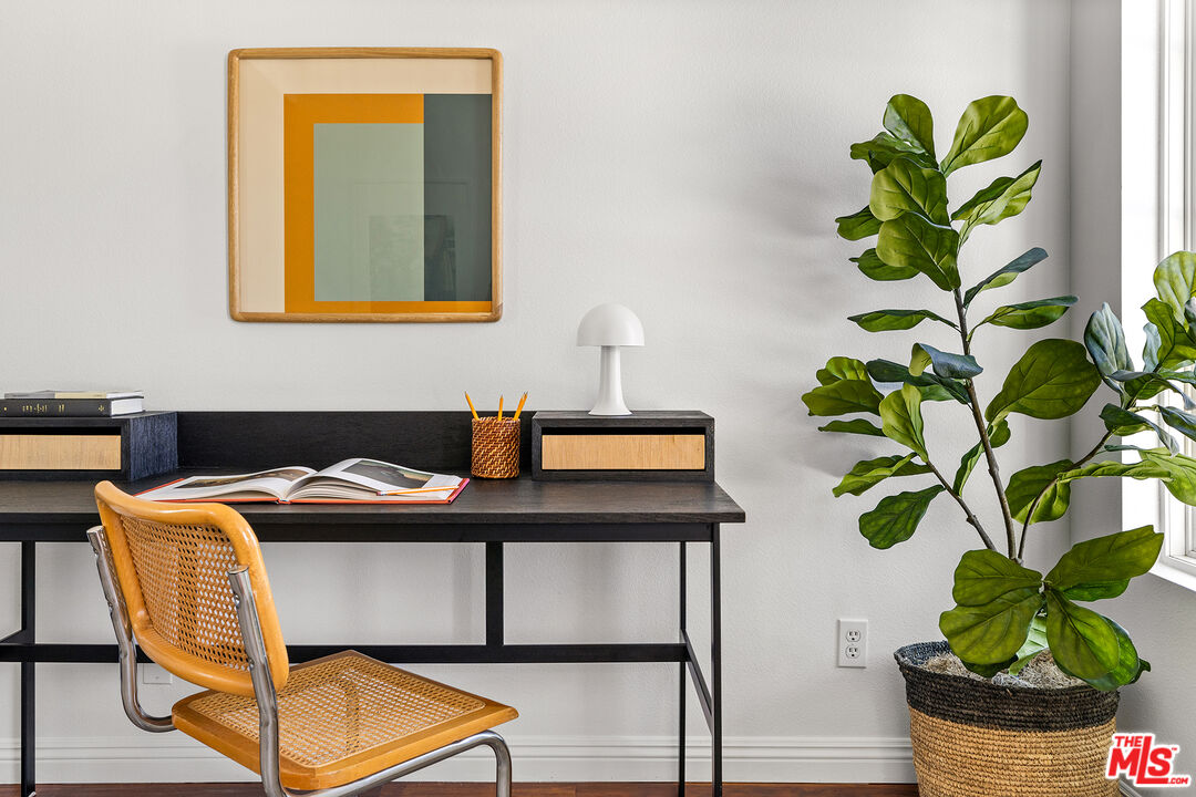 MLS #25571843 image #20