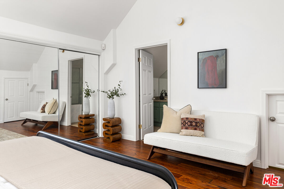 MLS #25571843 image #24