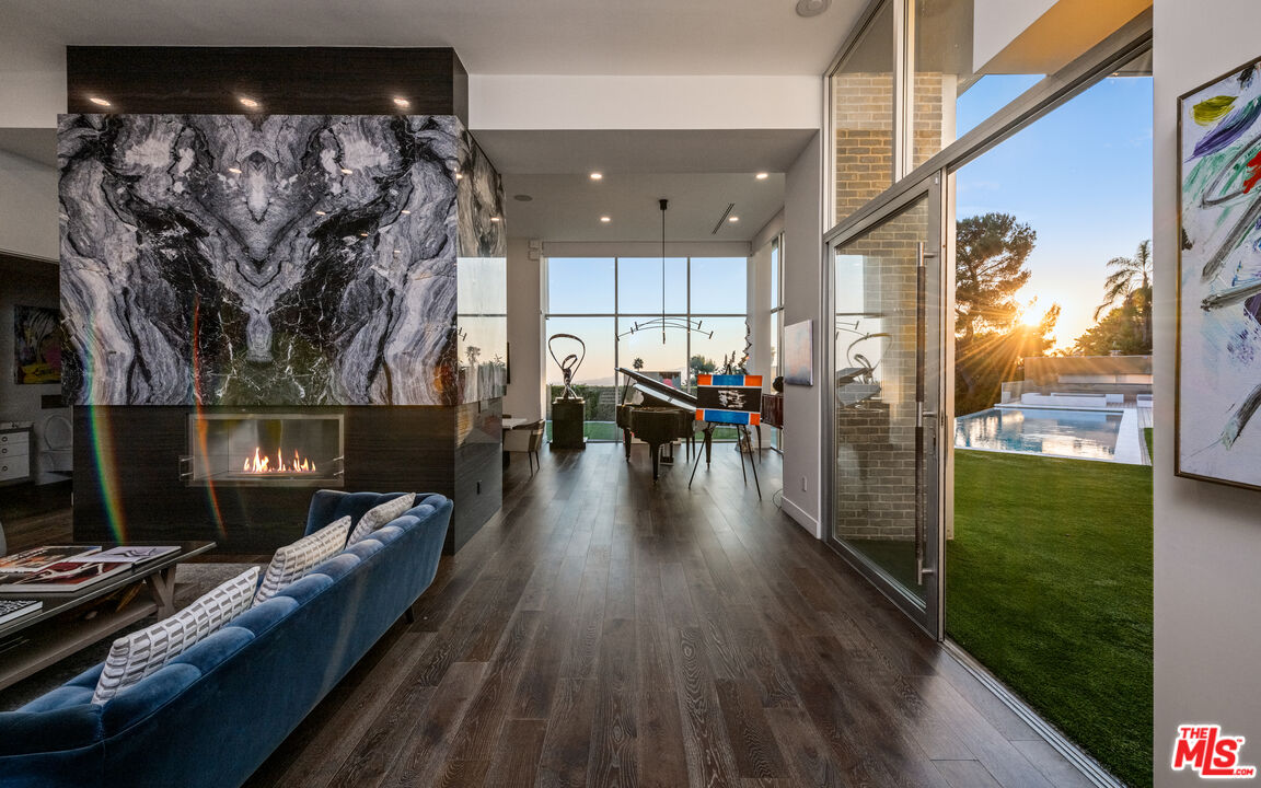 MLS #25571879 image #3