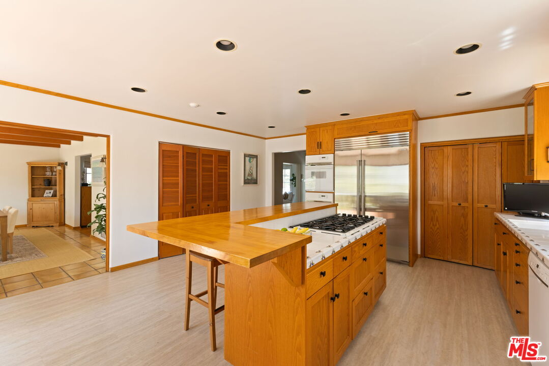 MLS #25571963 image #11