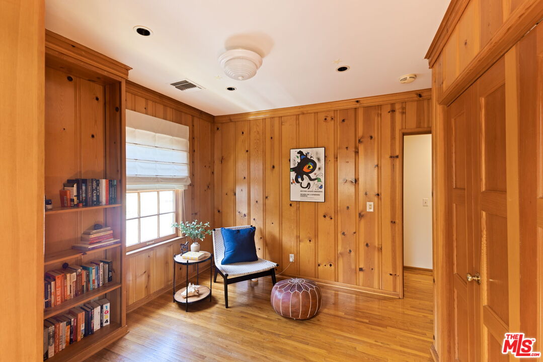 MLS #25571963 image #14