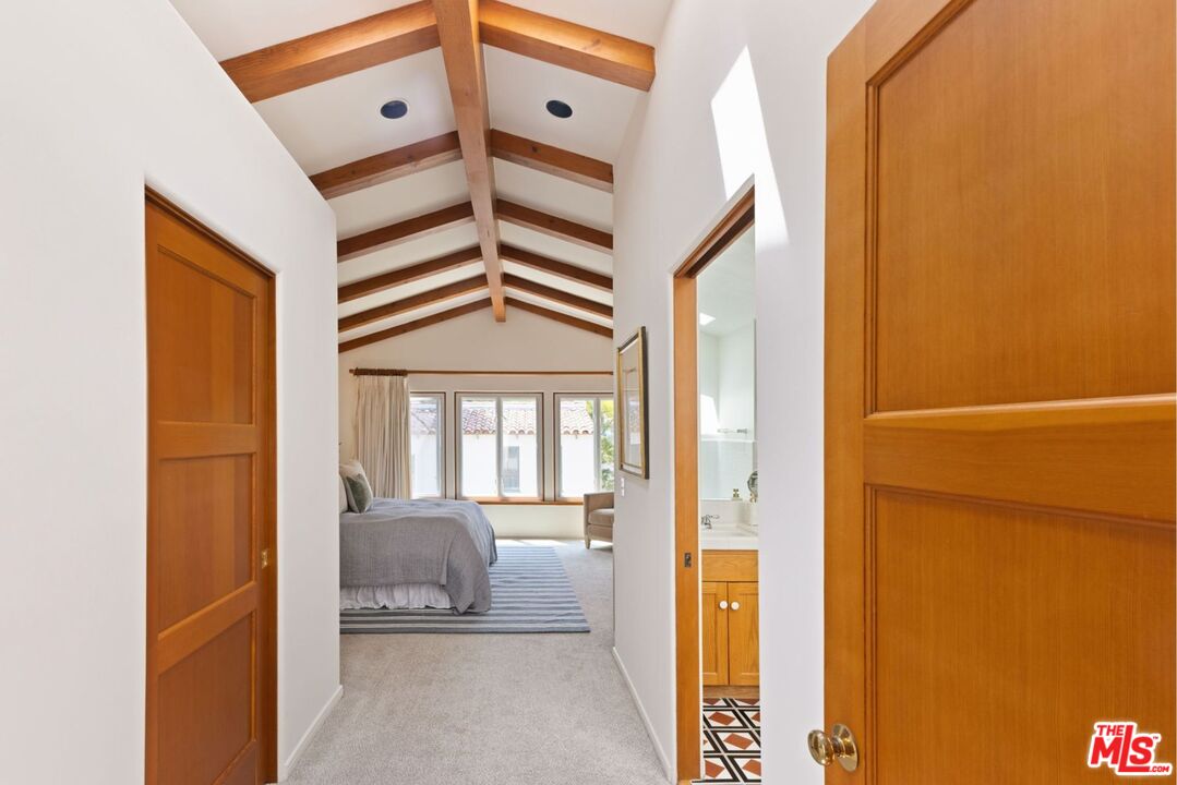 MLS #25571963 image #18