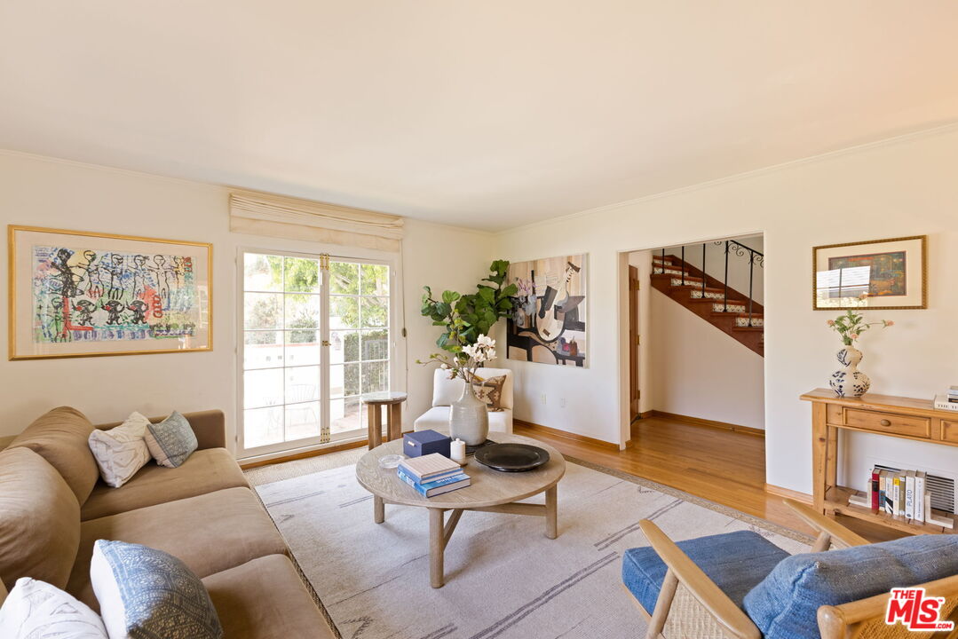 MLS #25571963 image #2