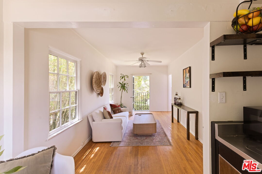 MLS #25571963 image #32