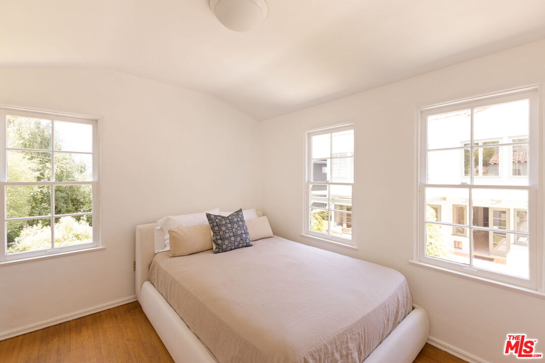 MLS #25571963 image #34