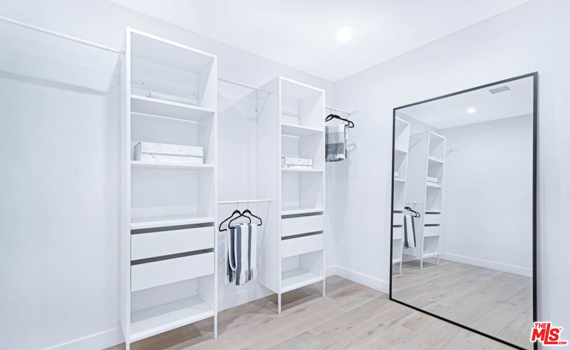 MLS #25571991 image #21