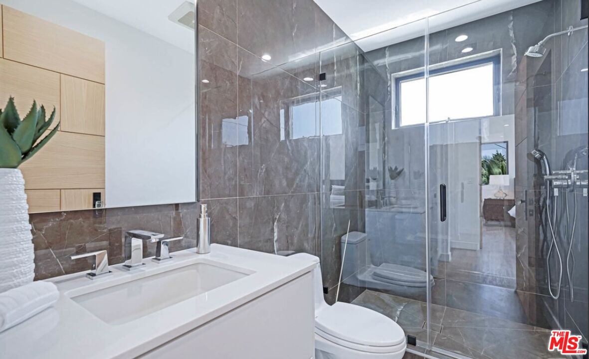 MLS #25571991 image #41