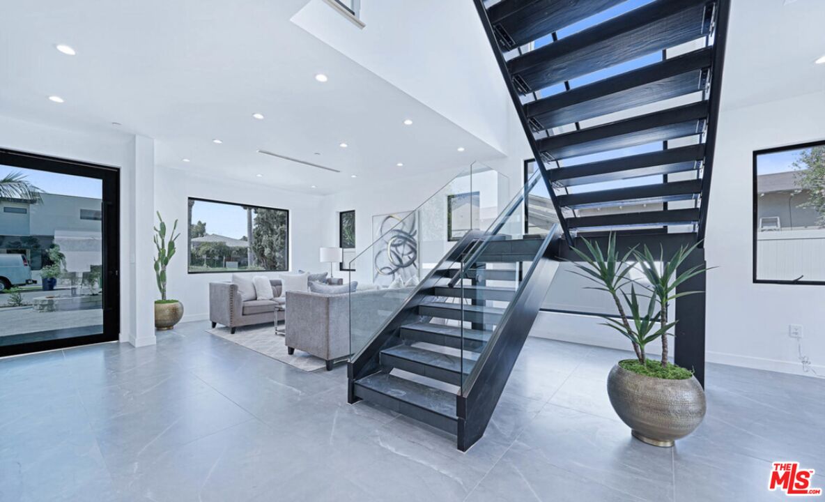 MLS #25571991 image #4